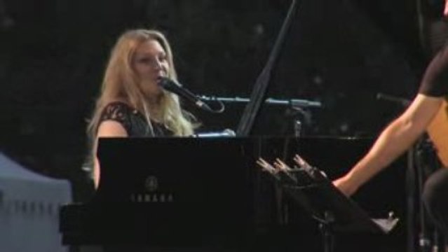 Eliane Elias They can't take that away from me Live