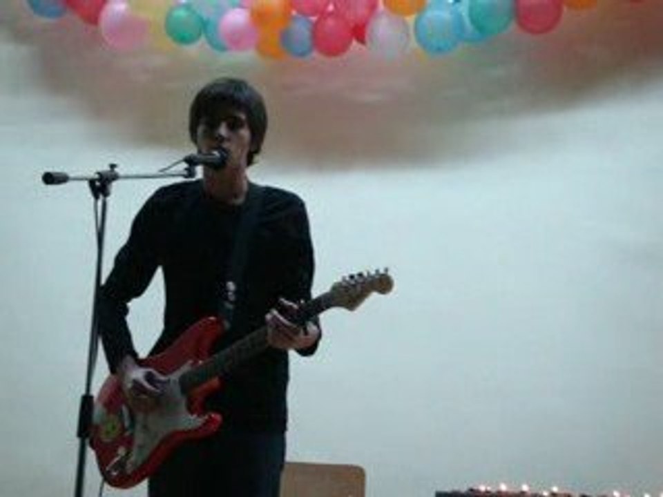 Vlady's  Shrek Song (HALLELUJAH )