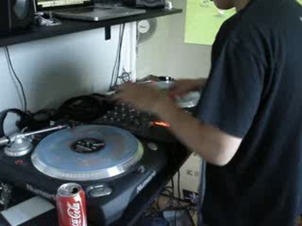 DJ WARS - Freko Ding