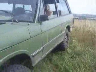 teste le v8 et apres tu range rover