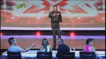 X Factor - Un candidat en érection devant le jury