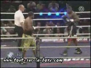 Lamon Brewster vs Gbenga Oloukun __ Part 2