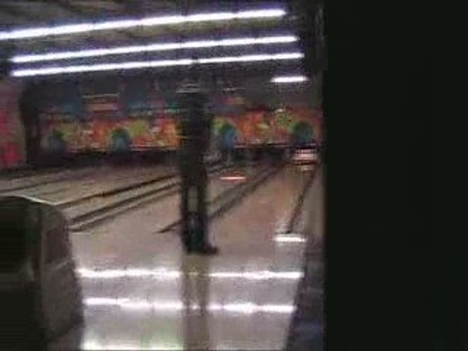 rico demonte le bowling