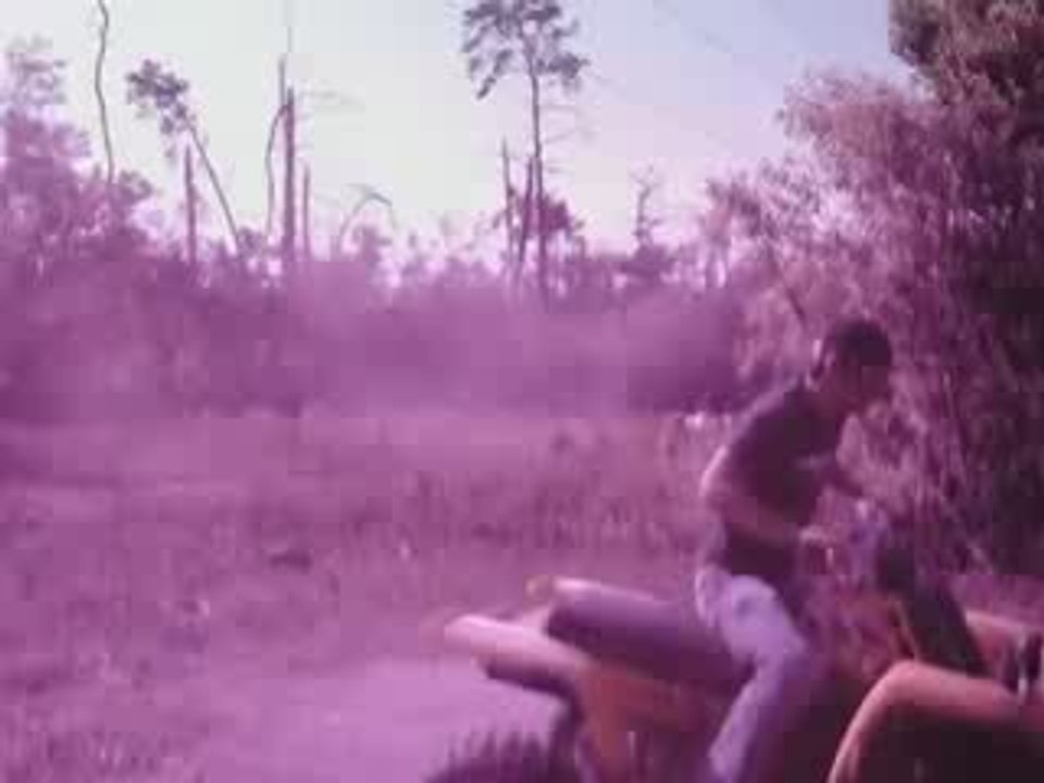 100_1899.MOV