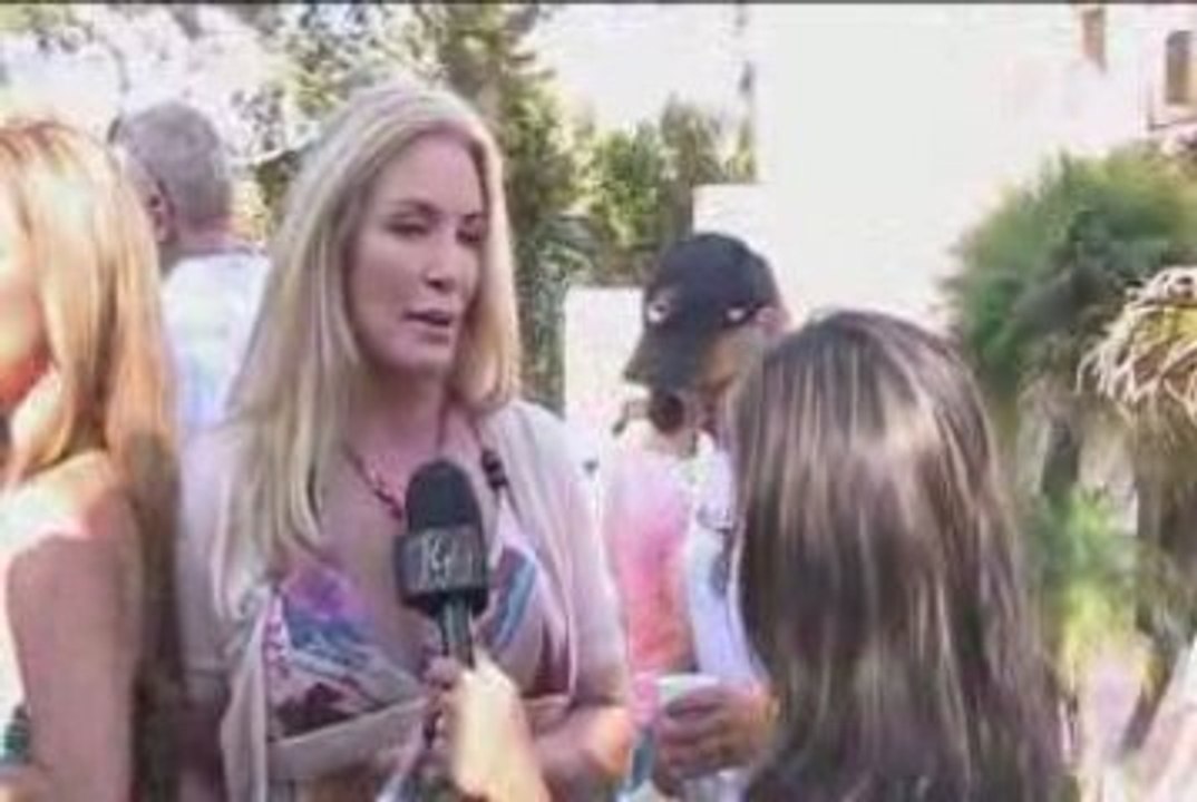 Gene Simmons, Shannon Tweed & Their Family Jewels Go Solar?