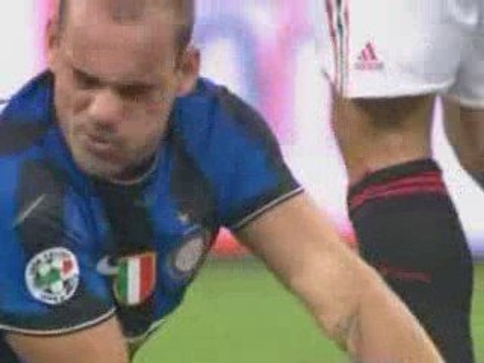 Gattuso Red Card - AC Milan 0 - 4 Inter Milan 29-08-09