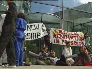 Climate camp targets leading bank