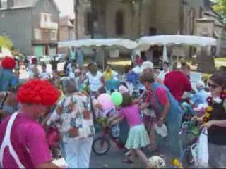 Défilé vélos fleuris