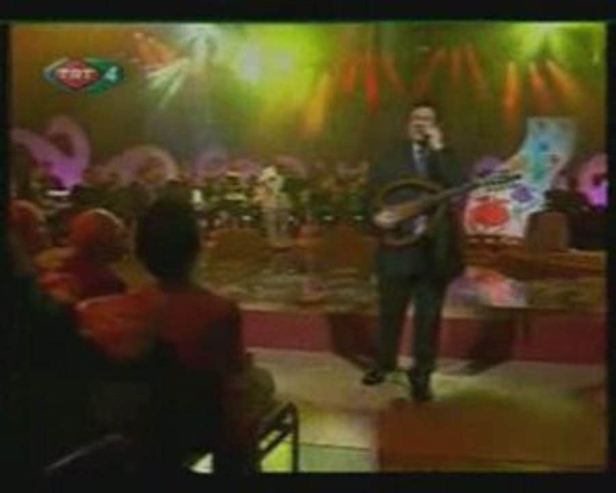 coşkun sabah sen bambaşkasın