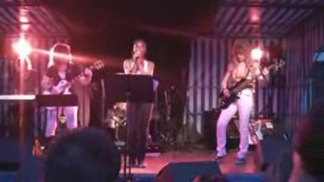 SHOULD I STAY-MUSIQUE 2009-MONTCEAU-les-MINES-STARTIN'ROCK