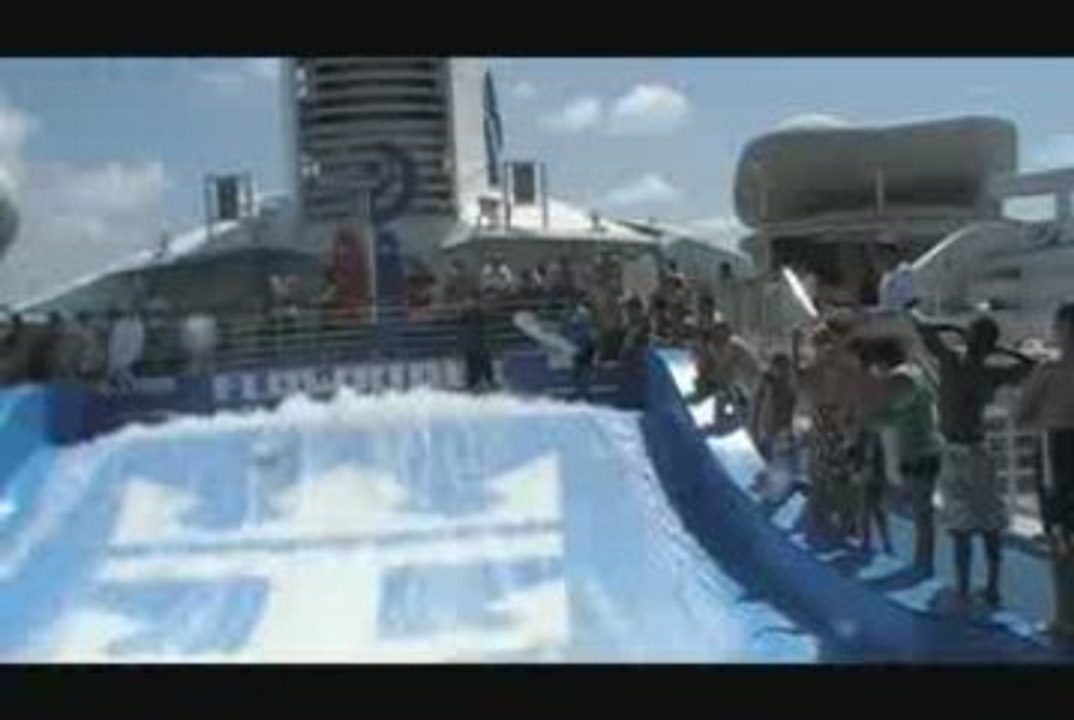 Surfing en el "Freedom of the Seas"