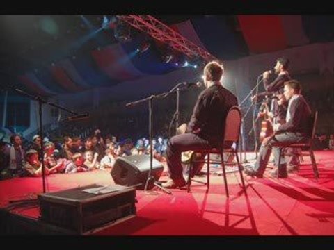 Grup Yürüyüş - Adanış Günü Kolaj (Yeni Albüm)