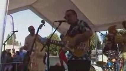 Houserockers - Red Cadillac & black Moustache - bals barges