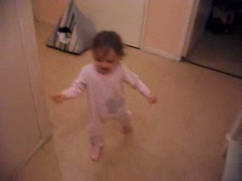 les premiers pas de mon bébé^^