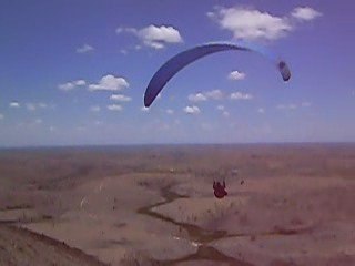 Parapente: Décollage à IBIRAPUA sud de Bahia (Brésil)