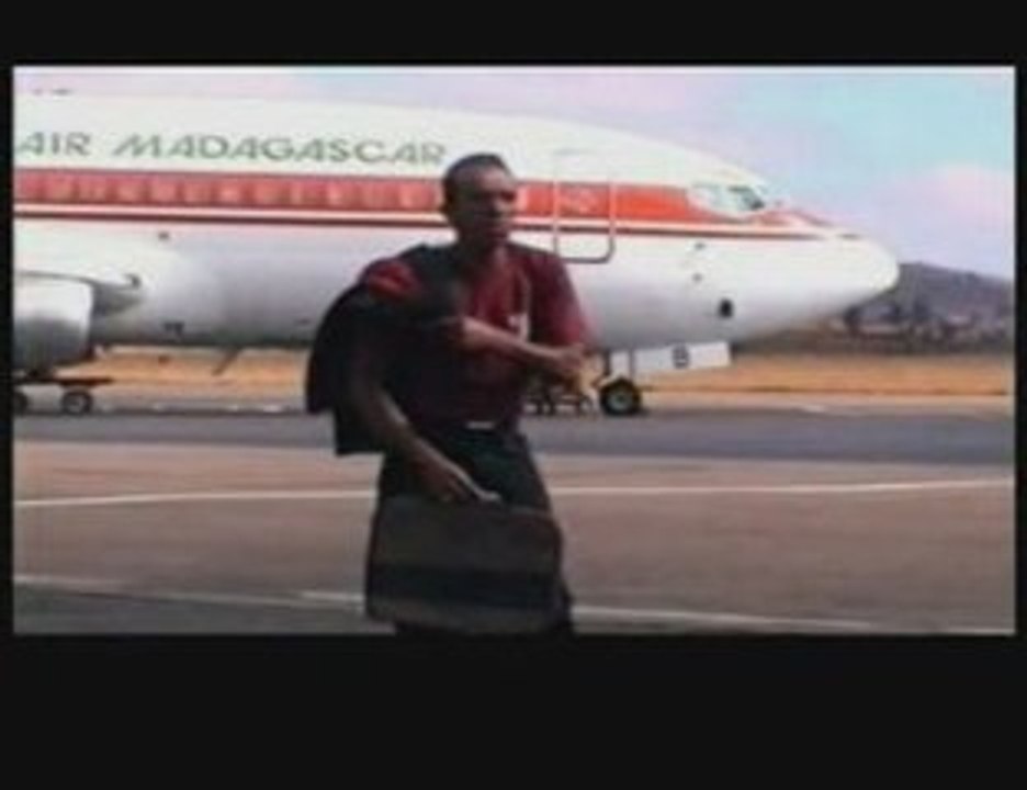 BERI KELY Tara avion