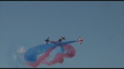 Ferté-alais 2009: Red Arrows/ Battlestar Galactica music