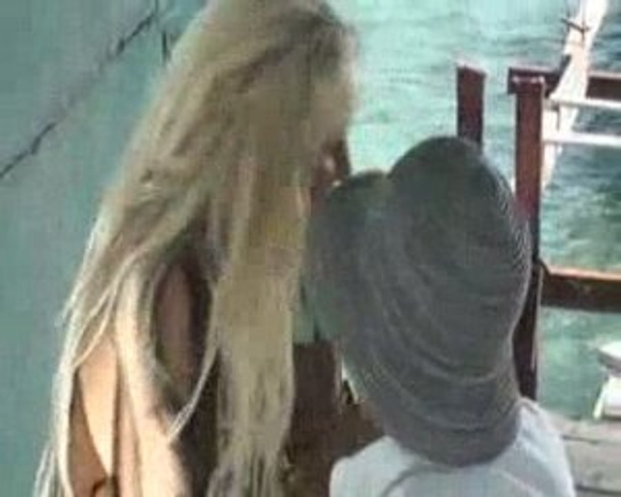 EXCLUSIVITE TOURNAGE SHALYA PAPY dans la Cabane PART 4