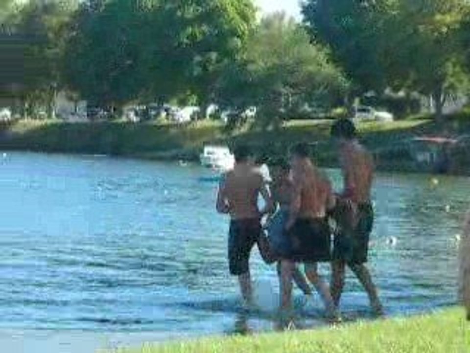 Dernière baignade forcée