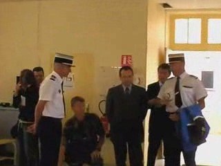 Interpellation sous les yeux du Préfet Pierre Monzani