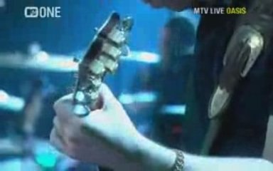 Supersonic (Live at Wembley)