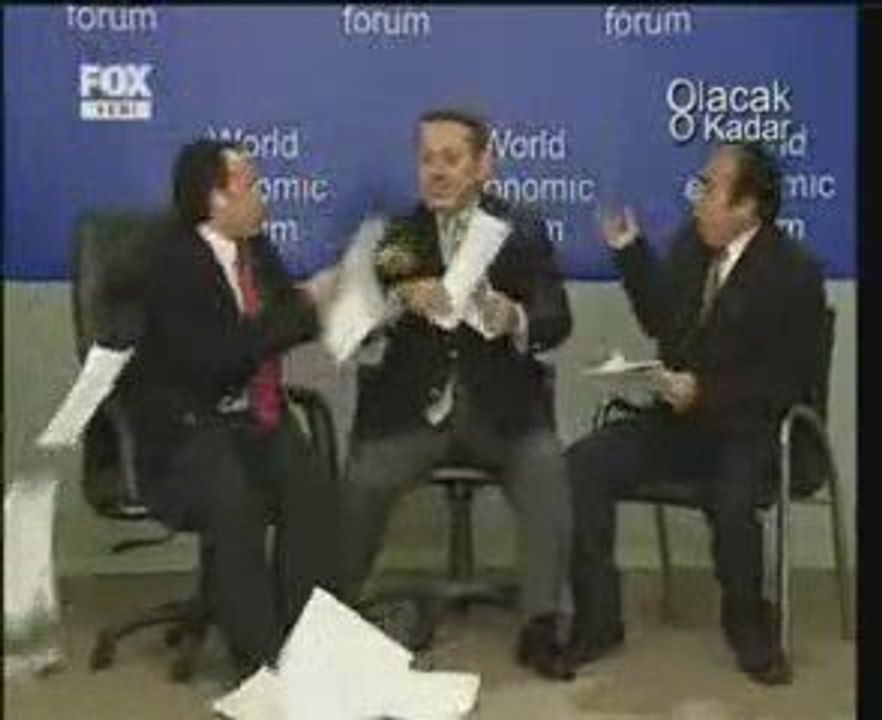 Facebook - Ak Parti_yi Sevmiyoruz_un gönderdiği videolar- Ol