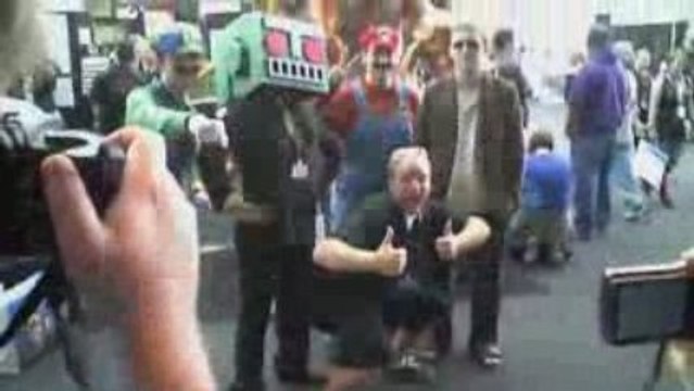 PAX 09: Bryan Visits PAX... LIKE A BOSS.