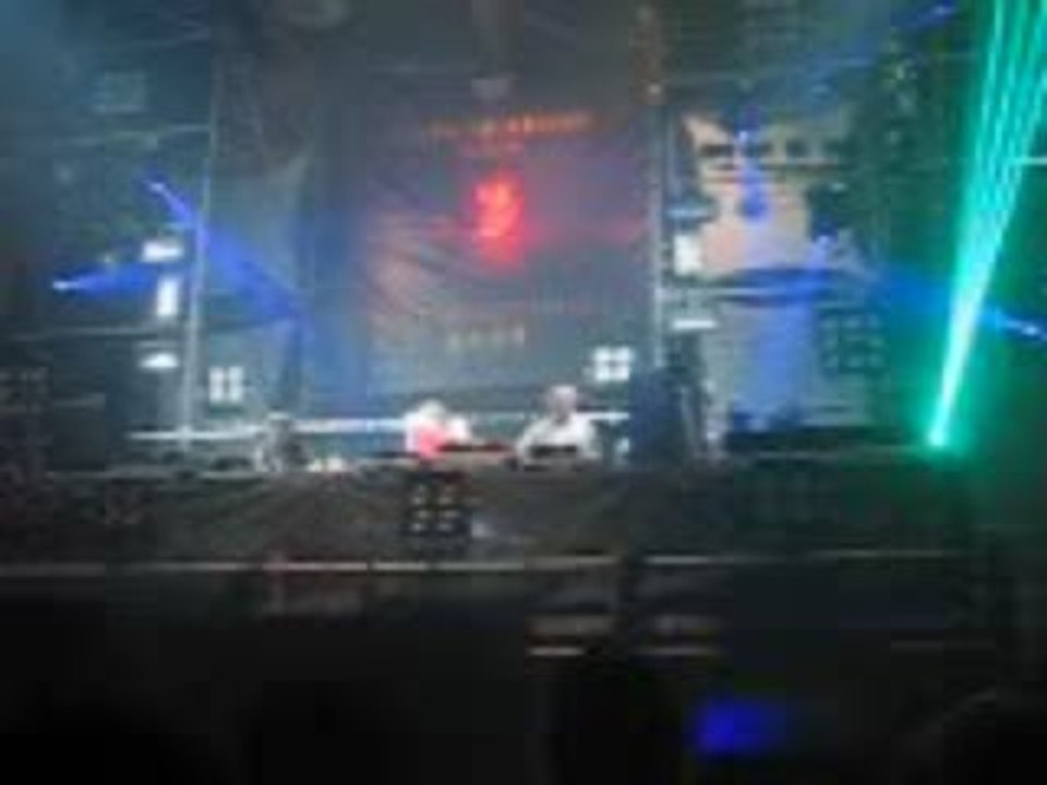 RAVING NIGHTMARE 2005 -- THE DJ PRODUCER VS PROMO