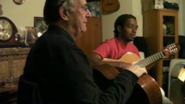 Ray Gallo guitarist/teacher,classical guitar lesson.