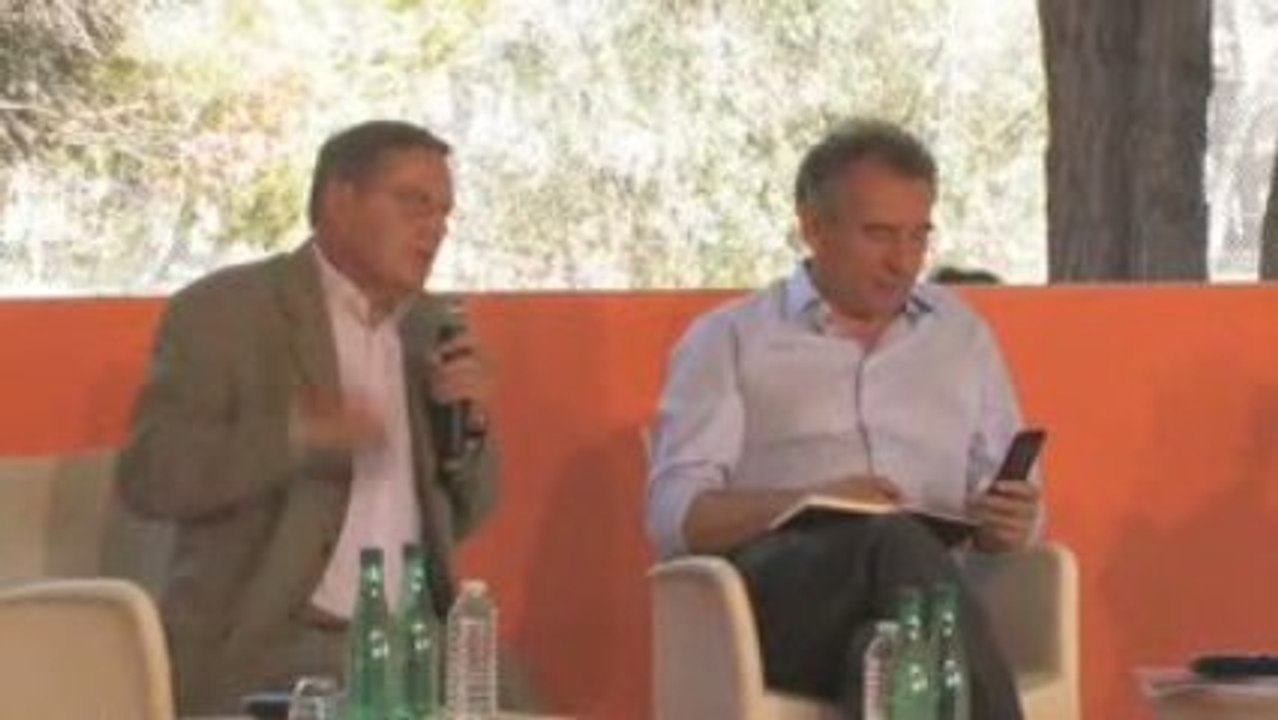 DIALOGUE AUTOUR DE DANIEL LEBEGUE