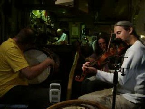 les bras cassés-scottish en 3 parties