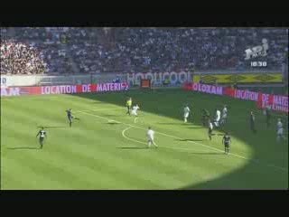 Clément, L1 08-09, J4, patate de demi-volée en lucarne