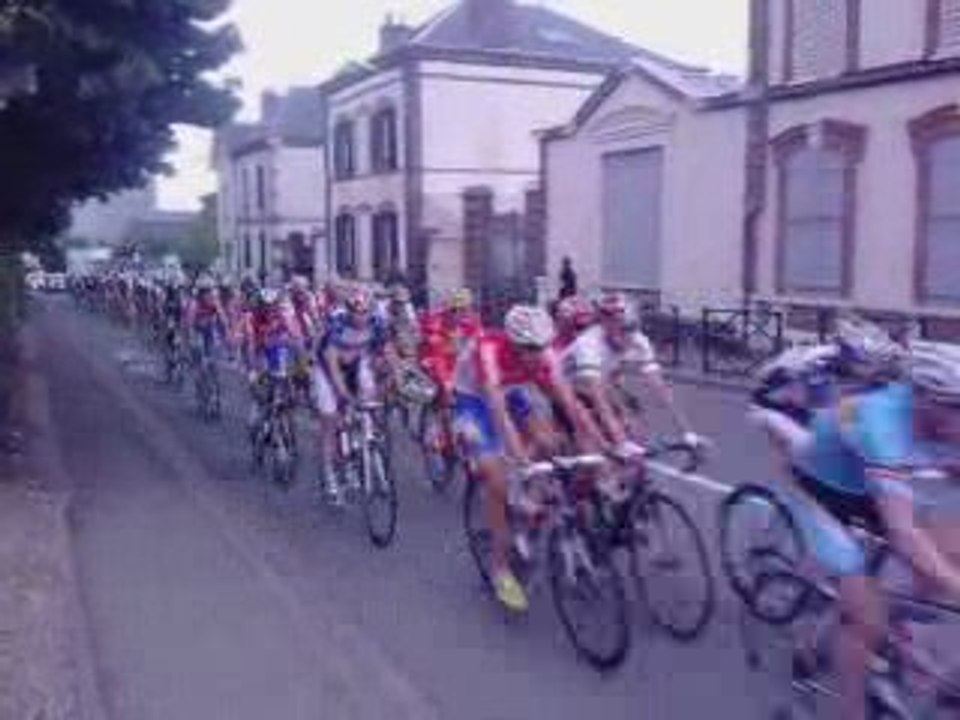 Tour de l'avenir 2009 Dreux le départ.