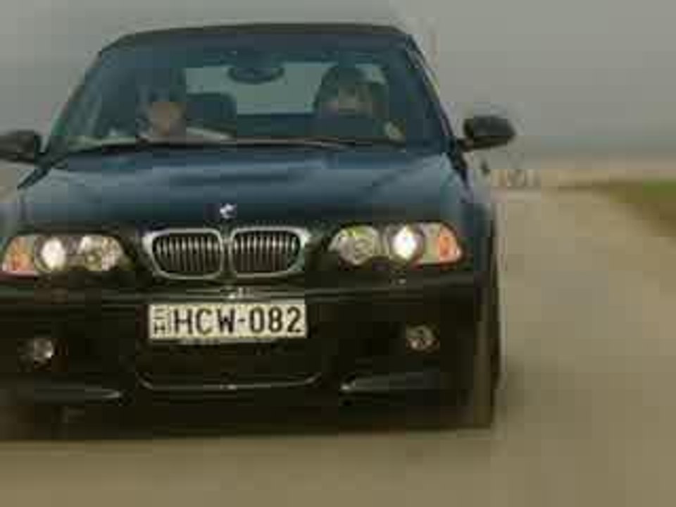 Une blonde en bmw