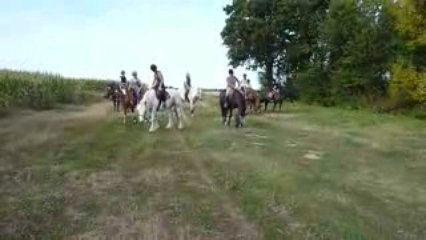 Flann en balade avec plein de copains :)