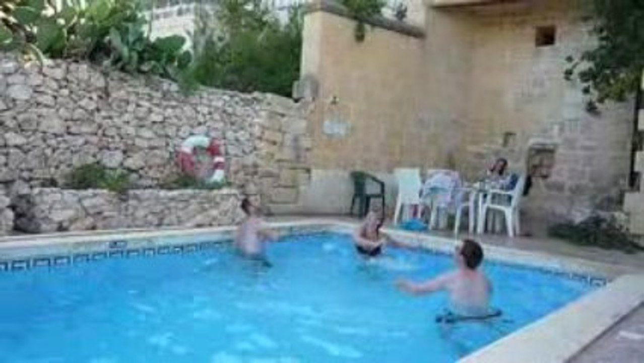 Sport dans la pisicine