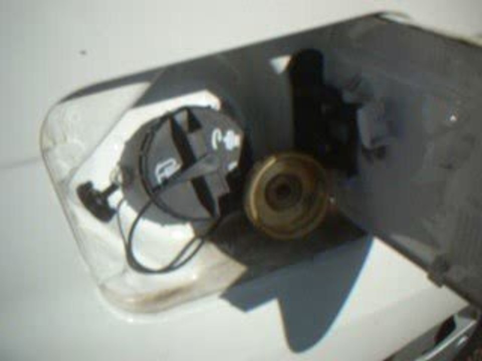 Comment visé la coupelle GPL sur une Chevrolet Aveo