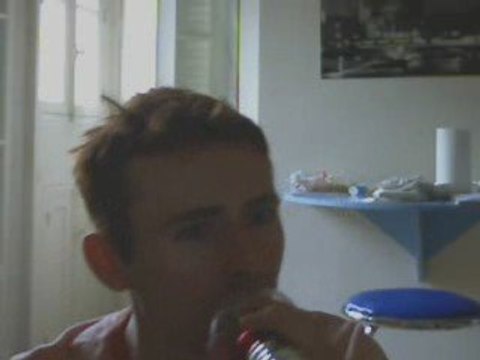 Wiwi égratigne After tonight