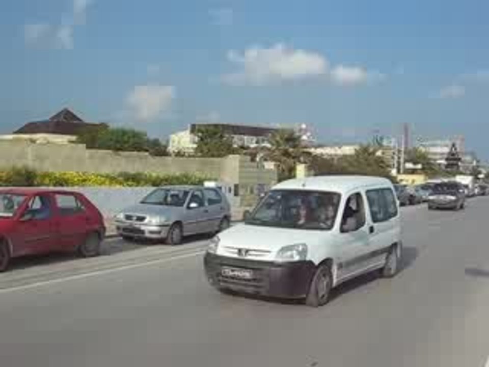 girls in Tunisia