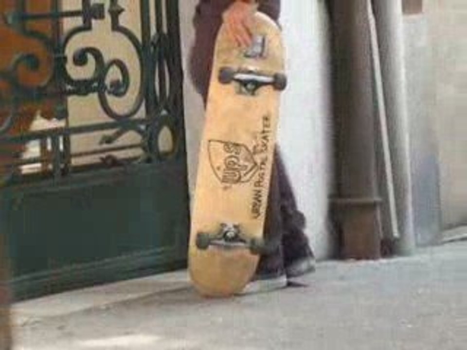 Urban Postal Skater - (La Rue Est Vers L'image) 2009