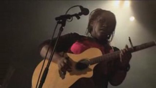 MELISSA LAVEAUX - Evil (by Eartha Kitt)