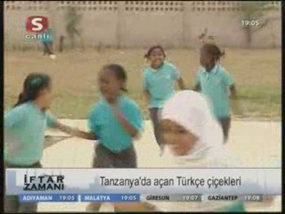 Tanzanya'lı Öğrenciden Medine'nin Gülü