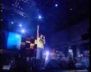 AmrDiab.net - 3eny wana shayfo ** Marina Concerts Promo