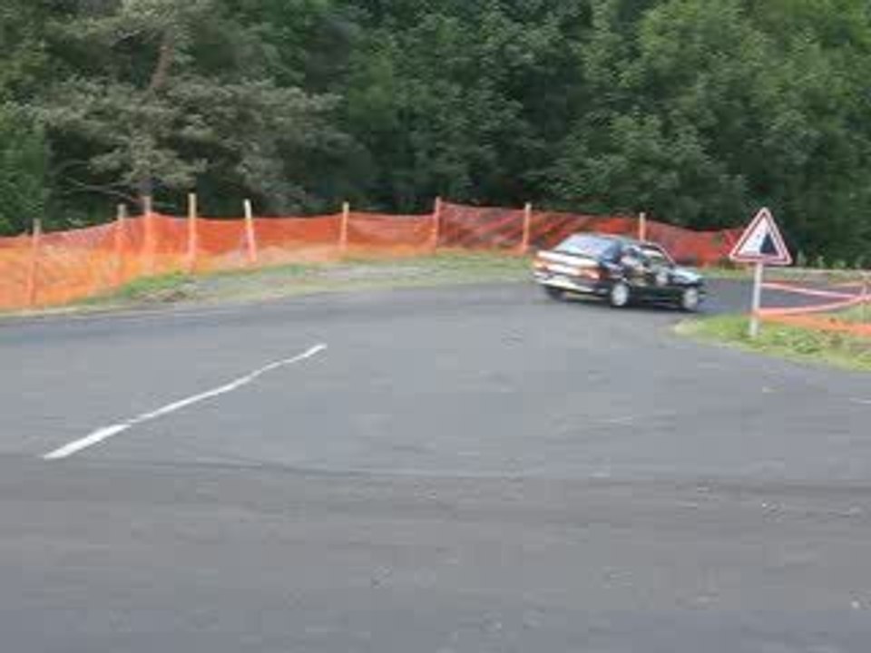 sortie de route au rallye velay 2009 ES4