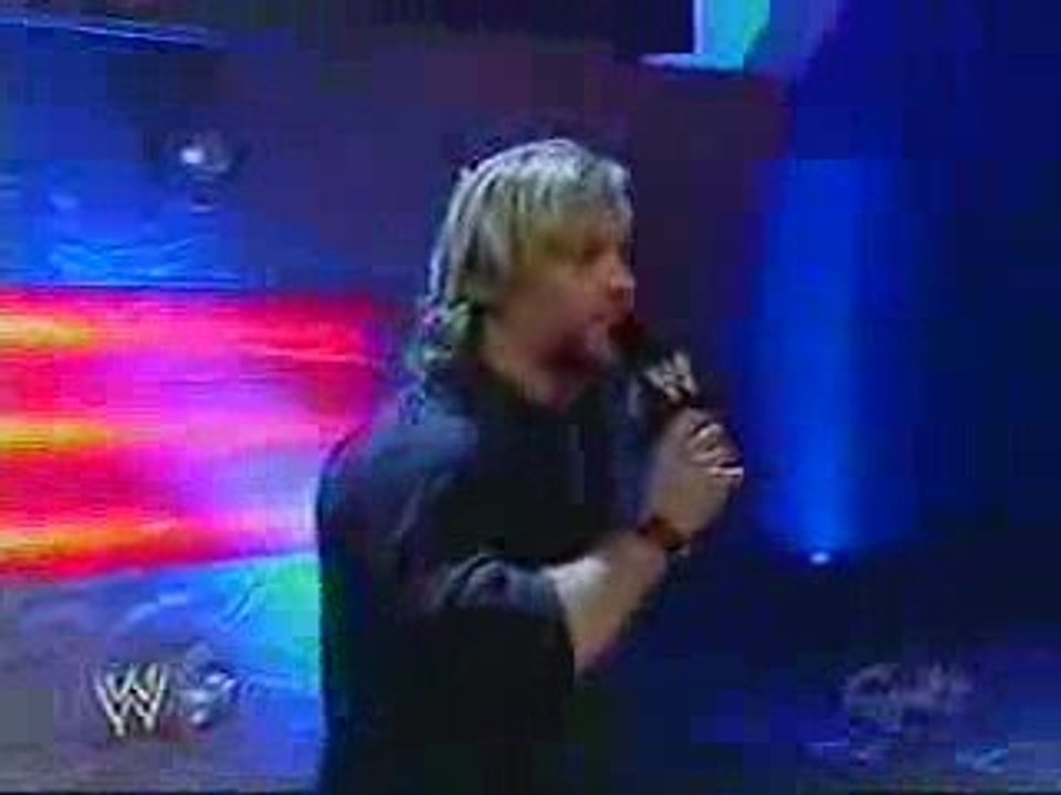 Chris Jericho sings "Shelton is a little bitch"