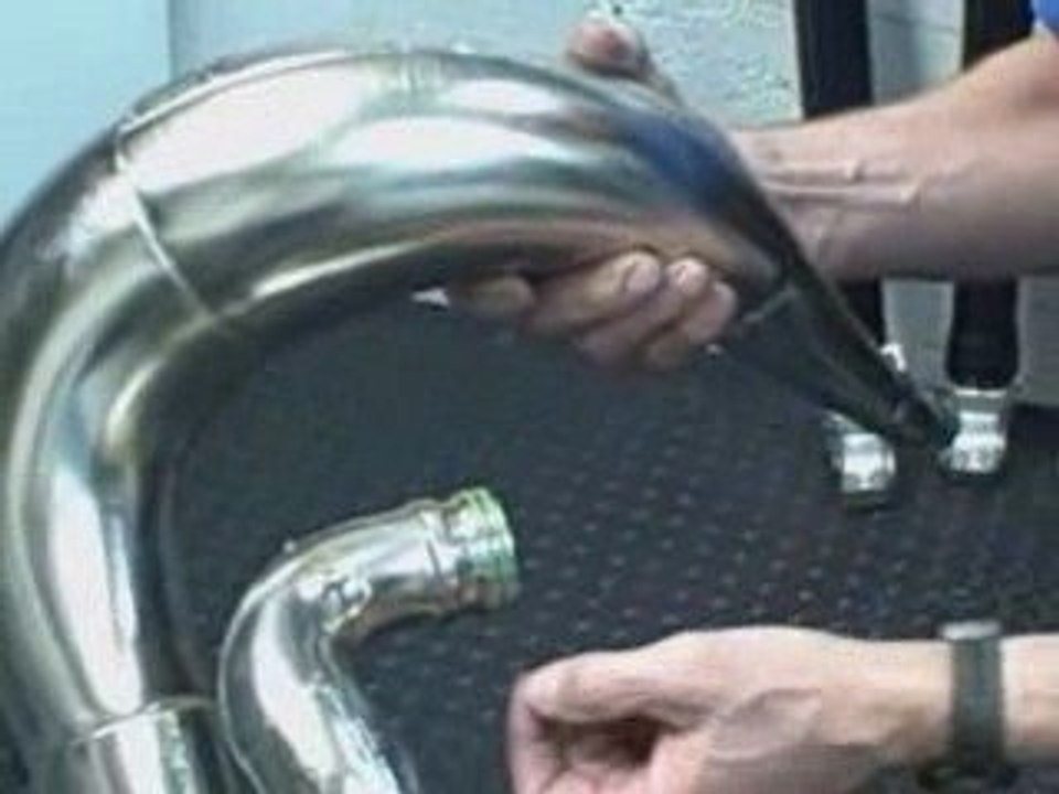 How to install a KTM 200/250/300 Pro Circuit Pipe