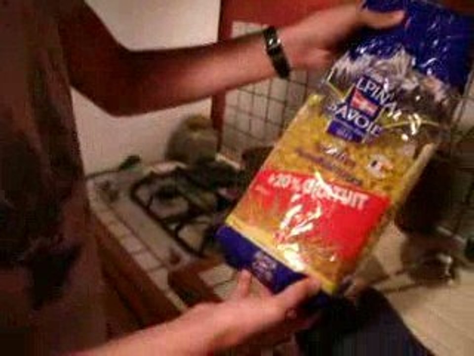 ono et john font la cuisine (aider par des pro) XD