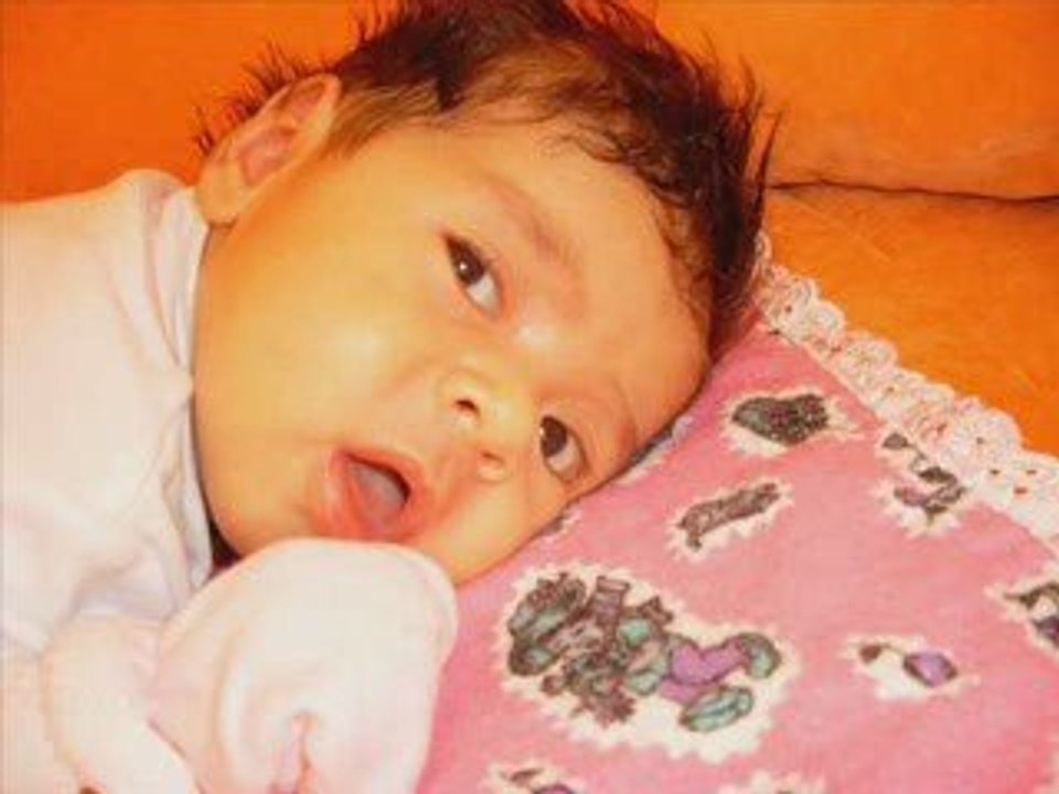 CEYDA BENİM GÜZEL YEĞENİM... SENİ ÇOK SEVİYORUM MELEĞİM...