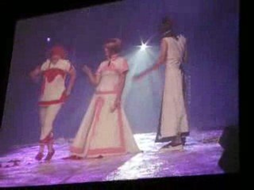 Japan Expo Cosplay Clamp