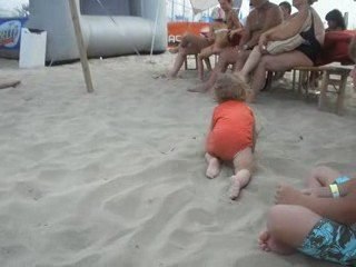 Baby Gabriel dancing in Riccione